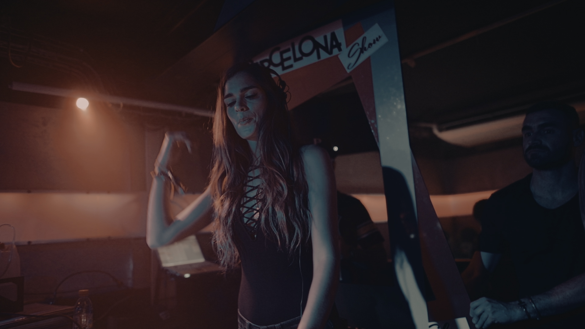 vignette vidéo aftermovie arcelona Show w/ Tini Gessler
